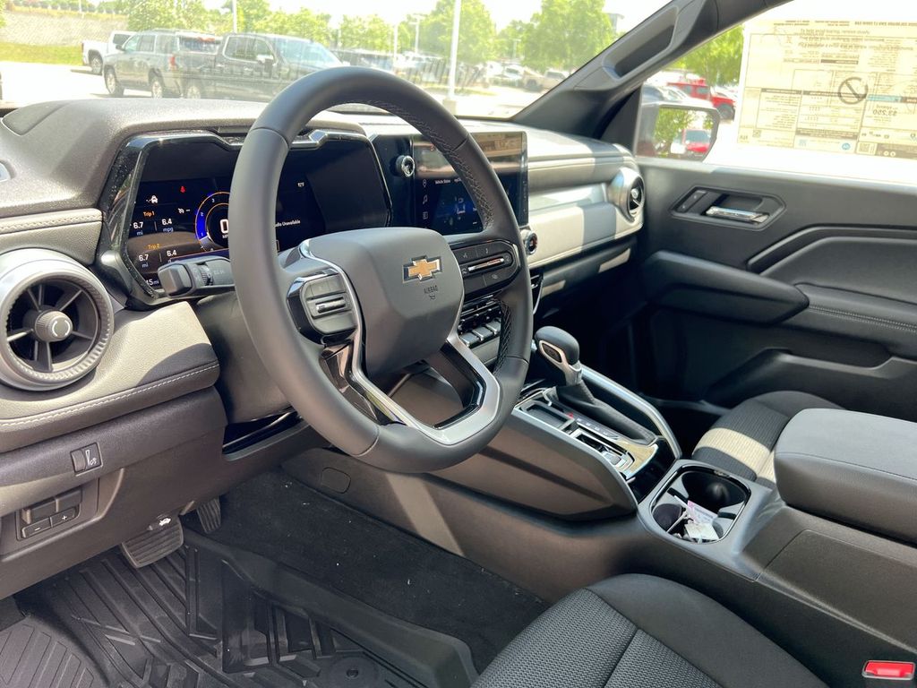 2026 Chevrolet Colorado LT - Photo 17