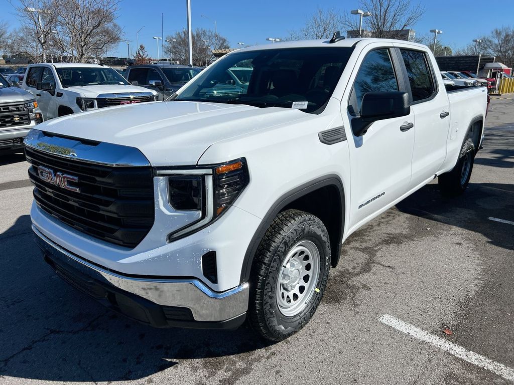 2026 GMC Sierra 4WD Crew Cab Standard Box Pro's photo