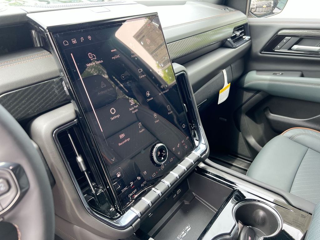 2026 GMC Yukon XL AT4 - Photo 18