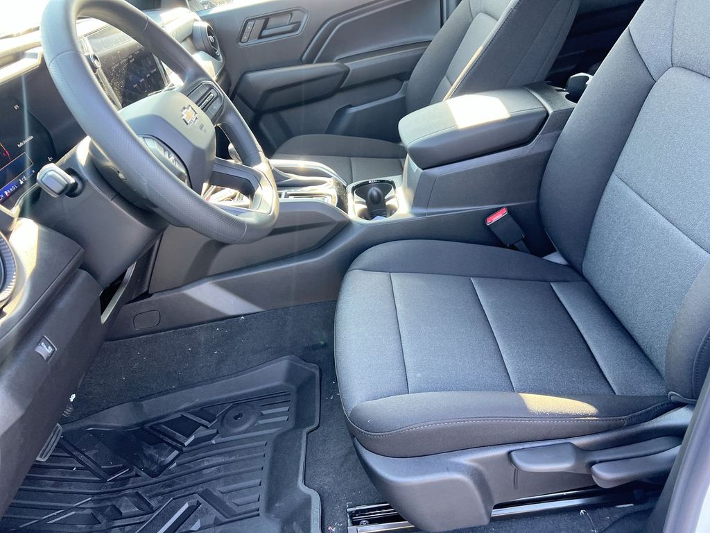 2026 Chevrolet Colorado Work Truck - Photo 14