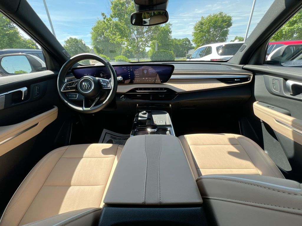 2026 Buick Enclave Preferred - Photo 10