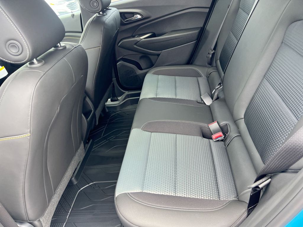 2026 Chevrolet Trax LT - Photo 15