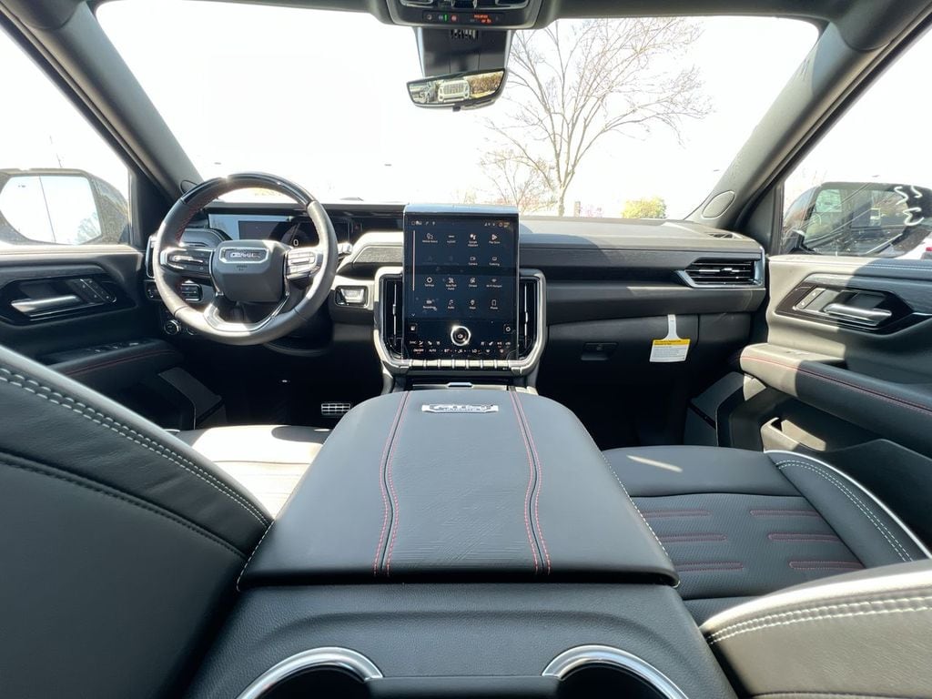 2026 GMC Yukon XL AT4 Ultimate - Photo 10