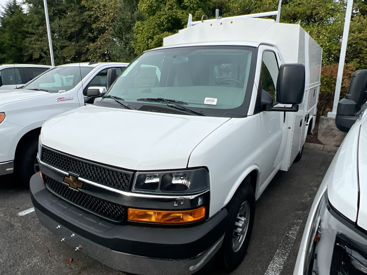 2026 Chevrolet Express Cutaway Base