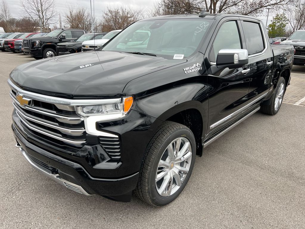 2026 Chevrolet Silverado High Country's photo
