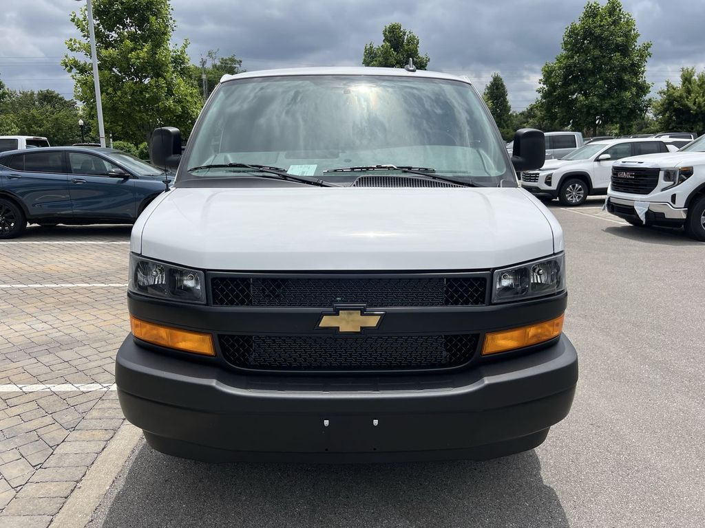 2025 Chevrolet Express Cargo Work Van - Photo 3