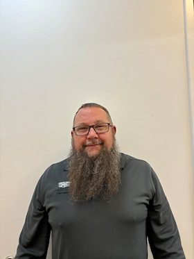 Staff member Matt Geiselman from ID_2661e3bd6874