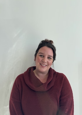 Staff member Lindsey Parker from ID_a0ad7092df43