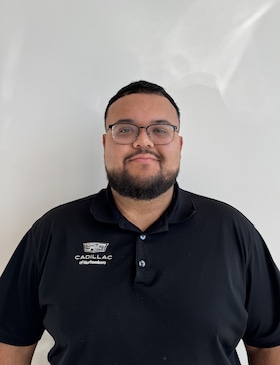 Staff member Alex Hernandez from ID_3bf66497ea02