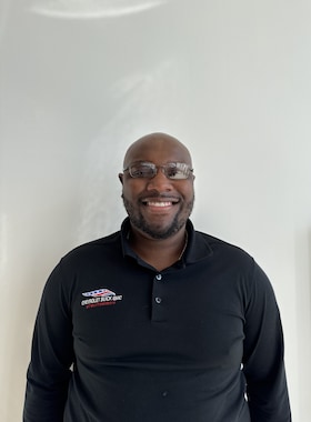 Staff member Demon Slater from ID_3bf66497ea02