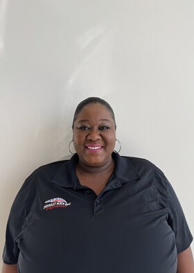 Staff member Pamela Thurman from ID_a0ad7092df43