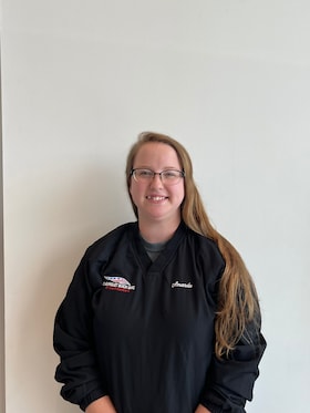 Staff member Amanda Thomas from ID_ddcf12c2f319