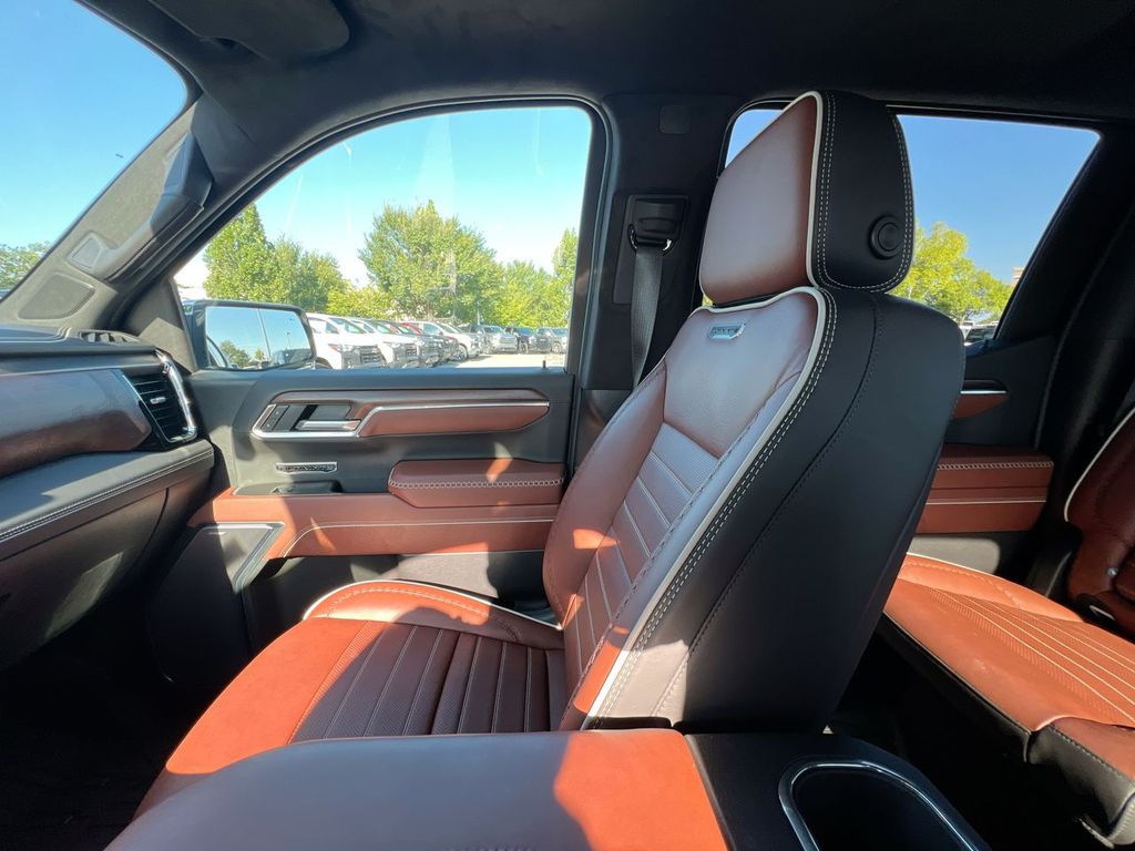 2026 GMC Sierra 1500 Denali Ultimate - Photo 11