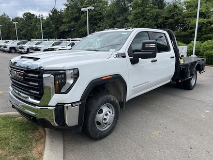 2025 GMC Sierra 3500 HD Chassis Cab Pro Truck