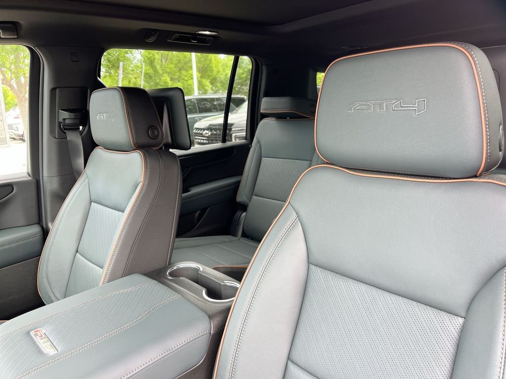 2026 GMC Yukon XL AT4 - Photo 19