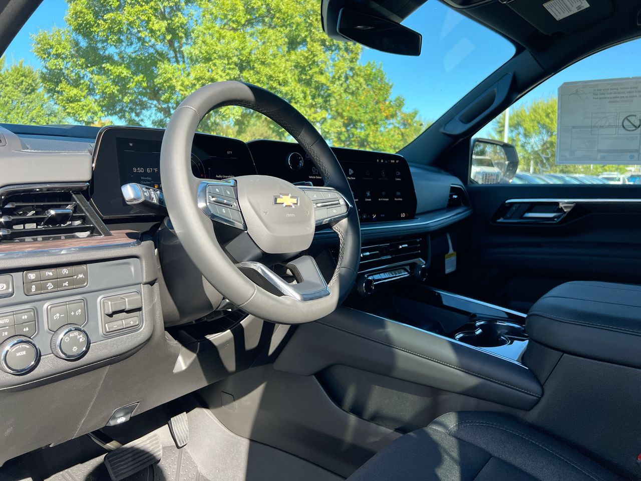 2027 Chevrolet Tahoe LS - Photo 17