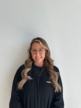 Staff member Anna Williams from ID_7c69e558ec4b
