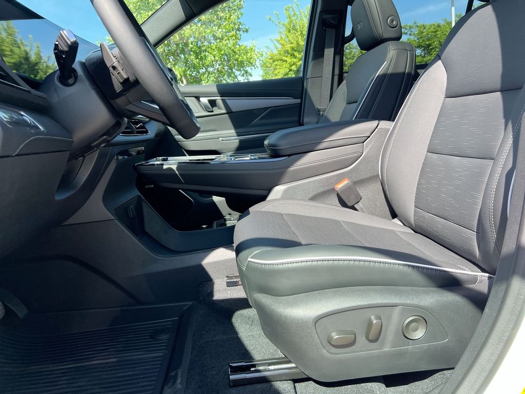 2026 Buick Enclave Sport Touring - Photo 14