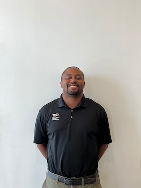 Staff member Mauricio Wallace from ID_3bf66497ea02