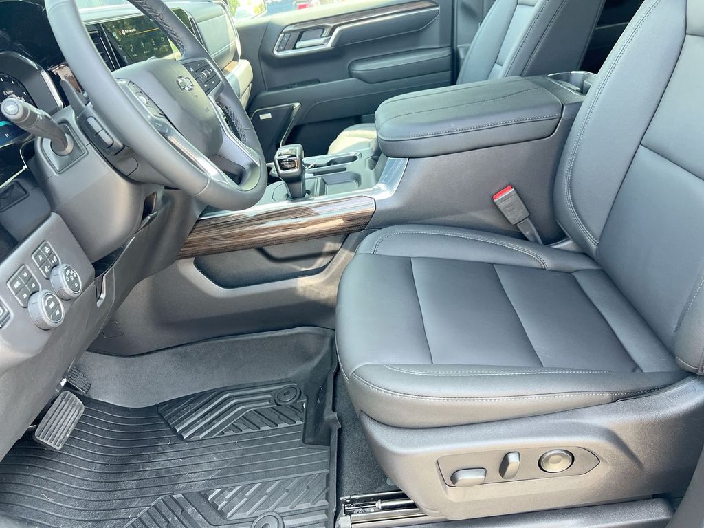 2026 Chevrolet Silverado 1500 LT Trail Boss - Photo 14