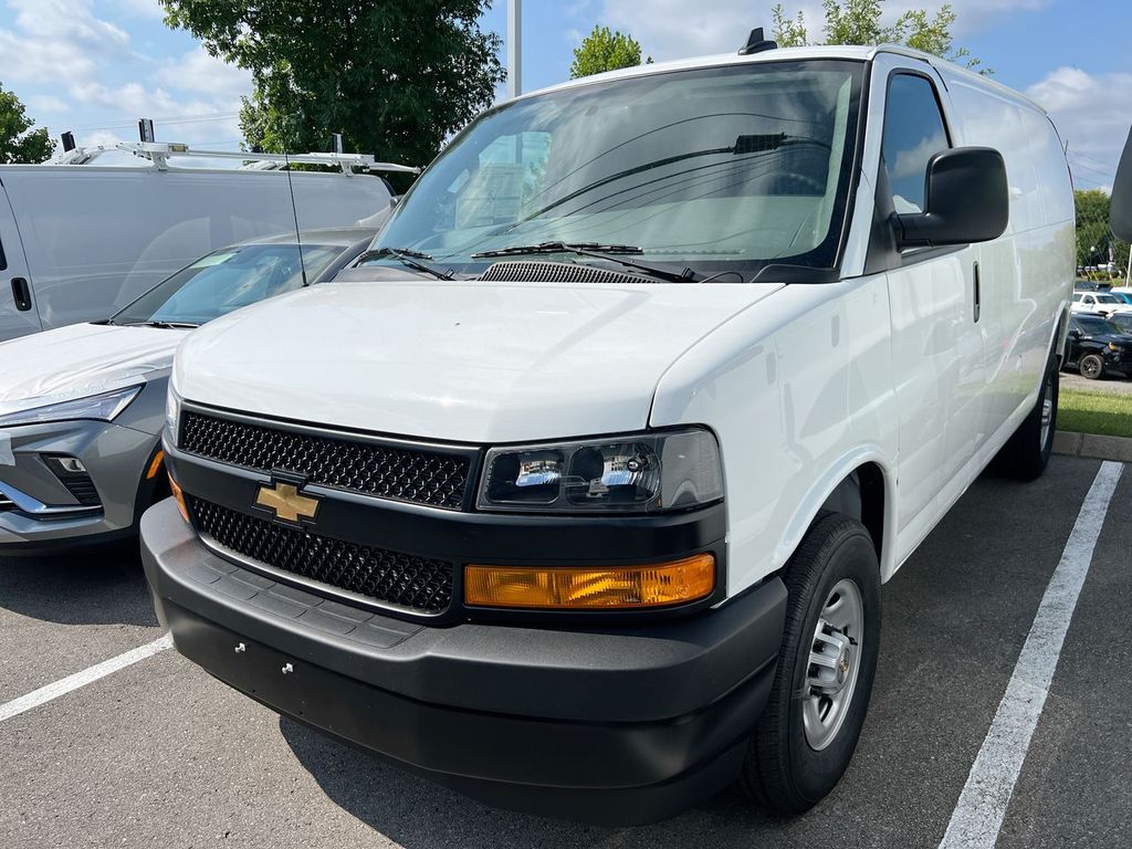 2025 Chevrolet Express Cargo Work Van's photo