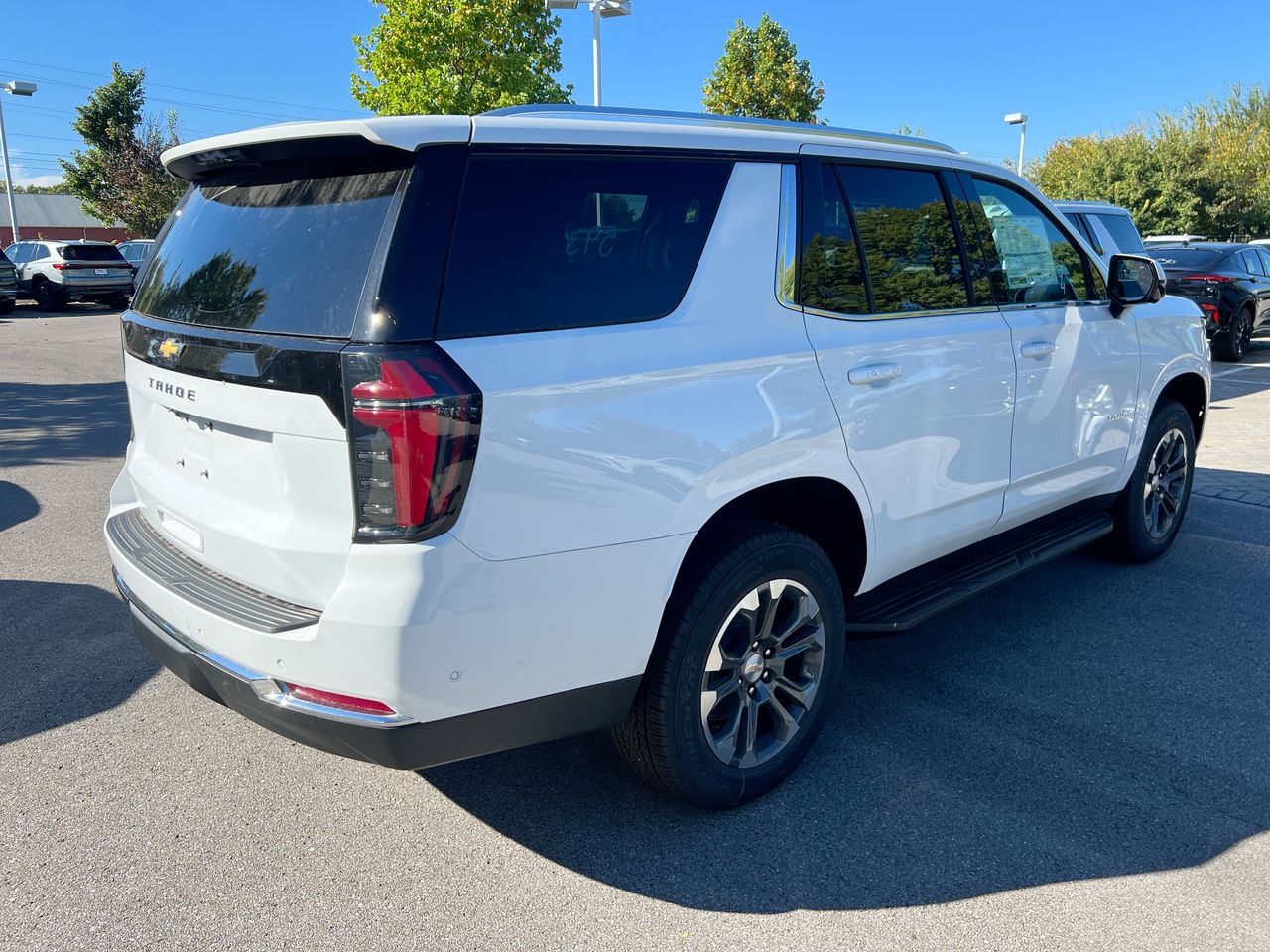 2027 Chevrolet Tahoe LS - Photo 8