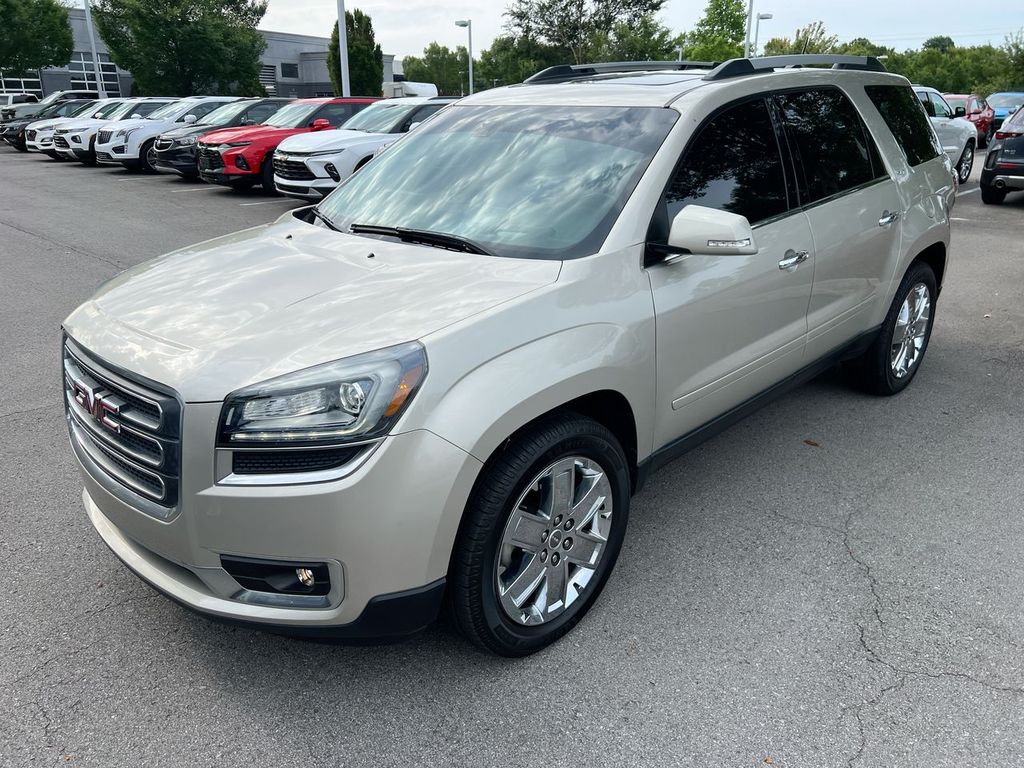2017 GMC Acadia FWD's photo