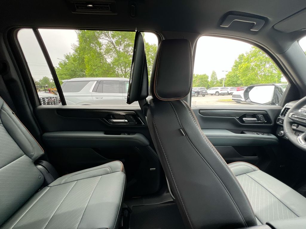 2026 GMC Yukon XL AT4 - Photo 13