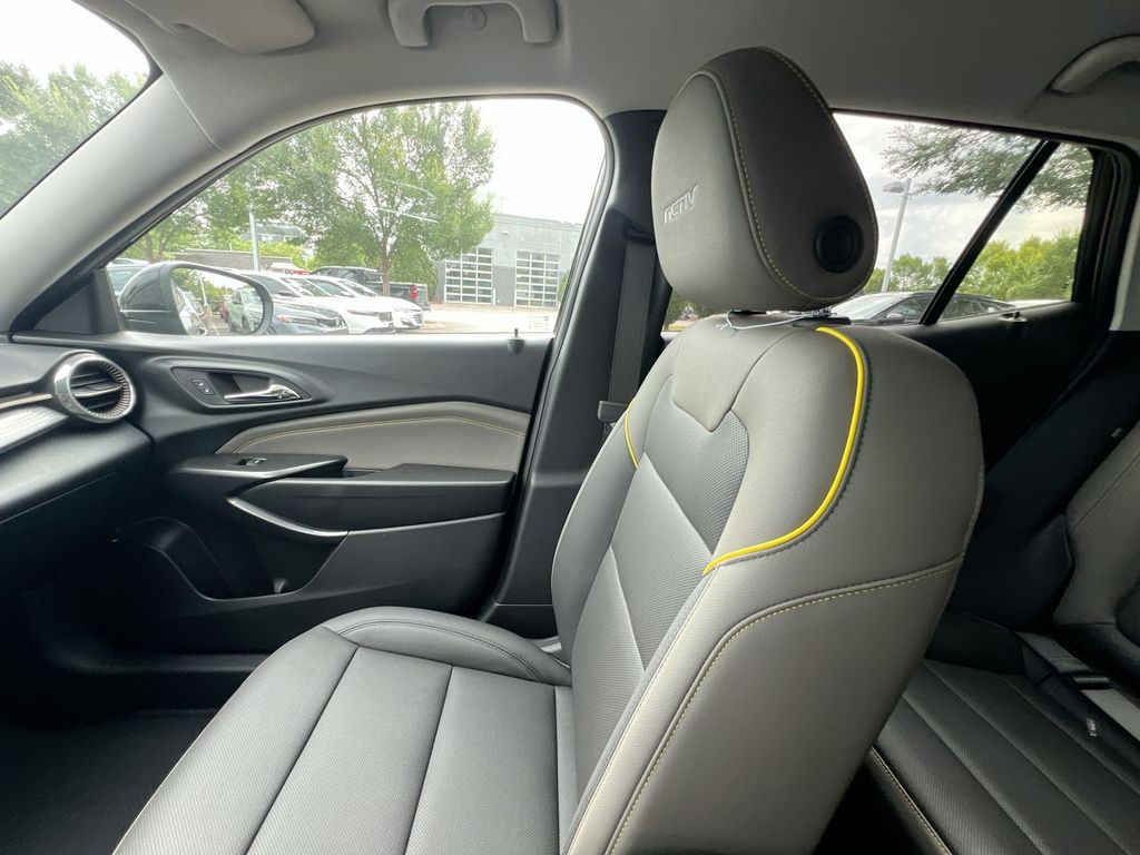 2026 Chevrolet Trax Activ - Photo 11