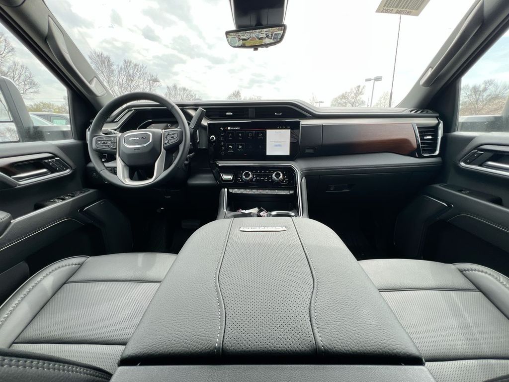 2026 GMC Sierra 2500HD Denali - Photo 10