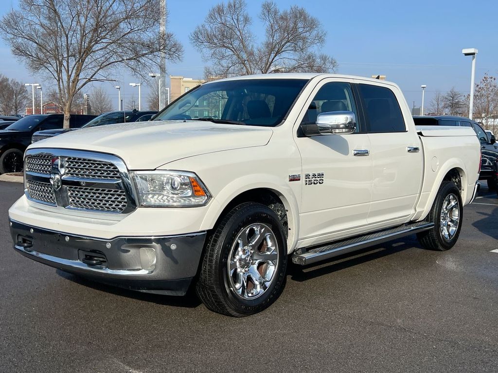 2017 RAM Ram 1500 Pickup Laramie's photo