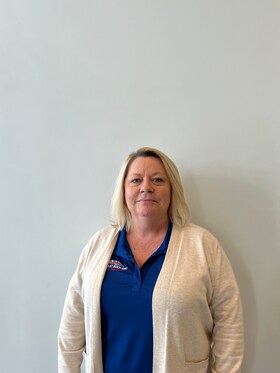 Staff member Rhonda Lunn from ID_ddcf12c2f319