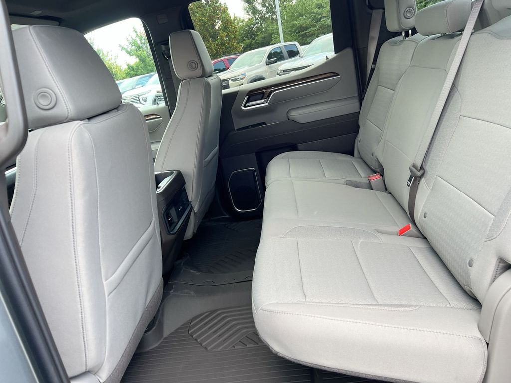 2026 Chevrolet Silverado 1500 LT - Photo 15