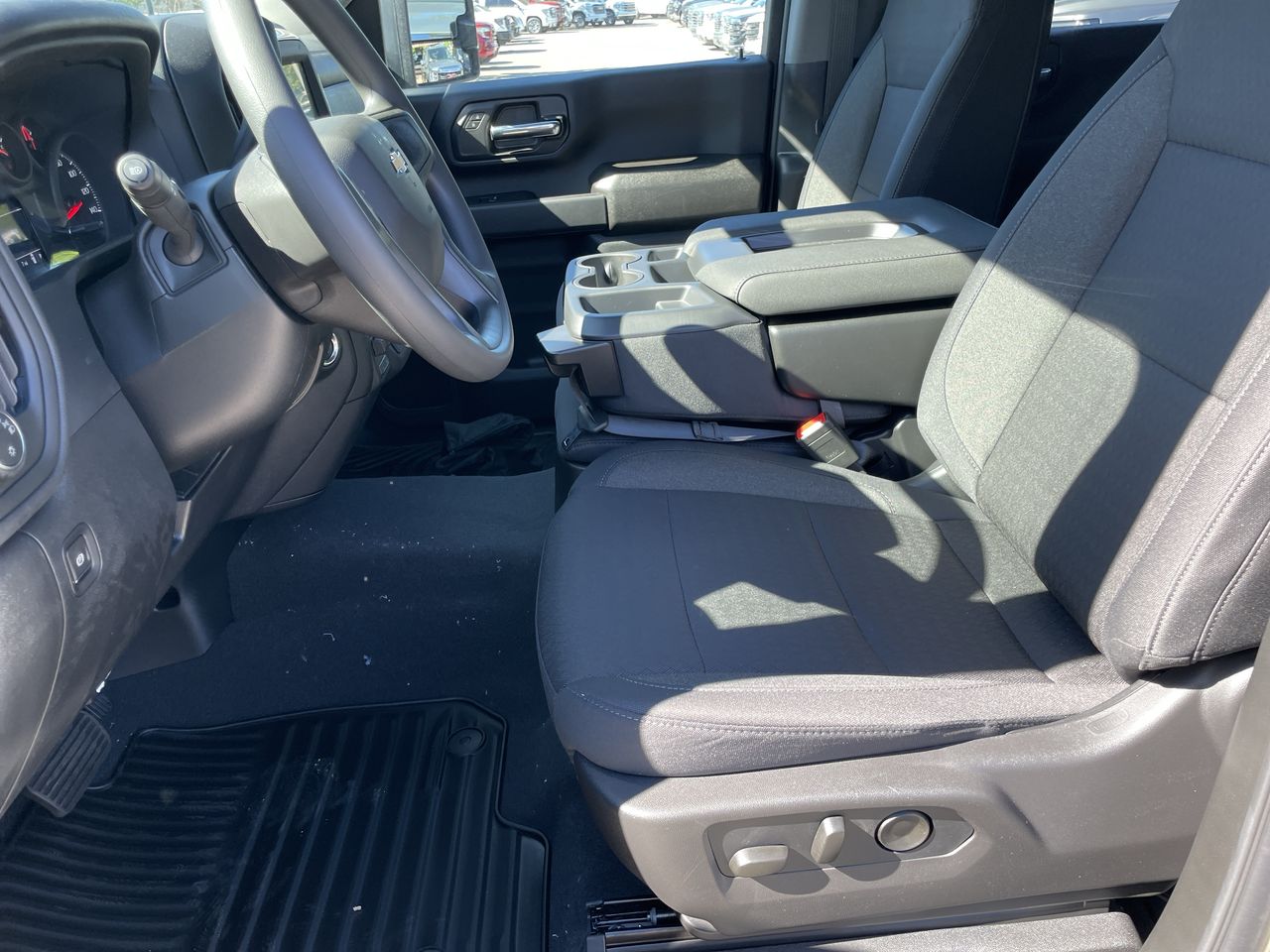 2026 Chevrolet Silverado 2500 HD Custom - Photo 14