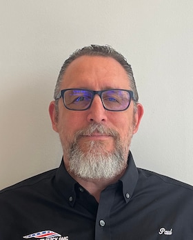 Staff member Paul Nolan from ID_94adcb4271c8