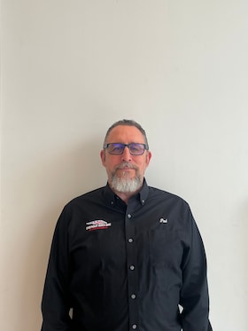 Staff member Paul Nolan from ID_94adcb4271c8