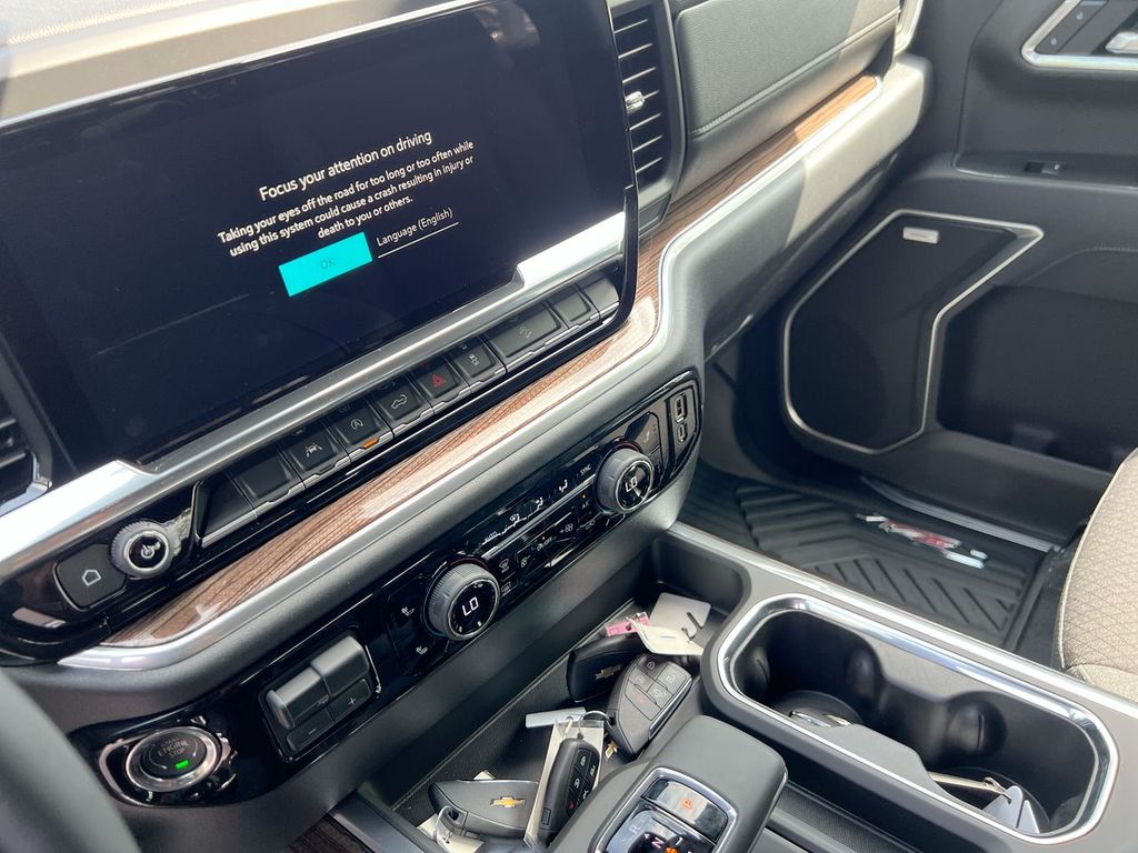2026 Chevrolet Silverado 1500 RST - Photo 18