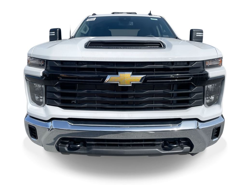 2024 Chevrolet Silverado 2500HD photo 3