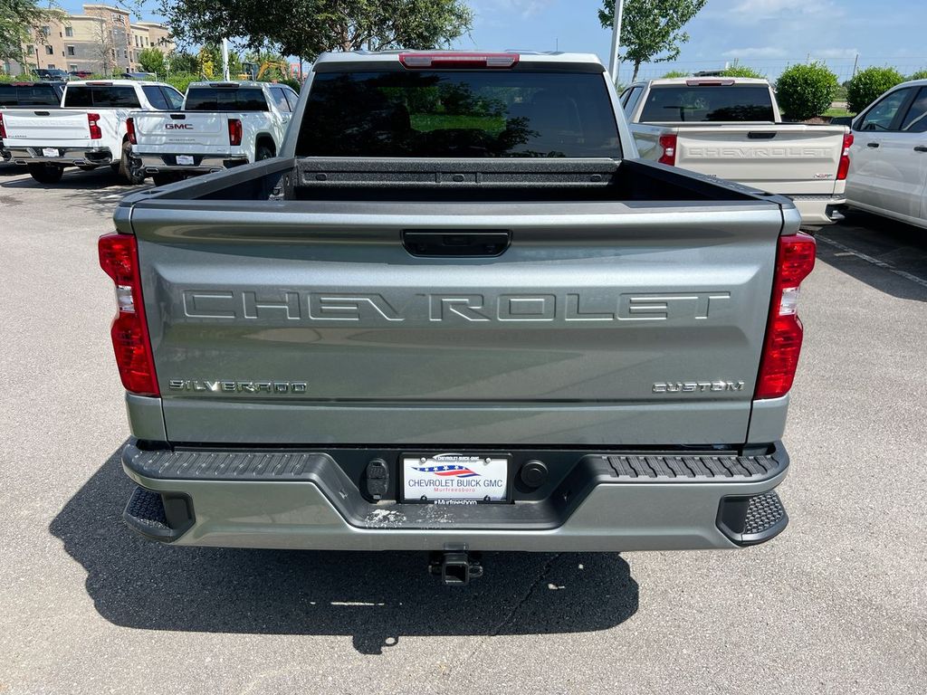 2026 Chevrolet Silverado 1500 Custom - Photo 9