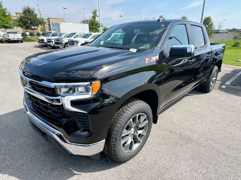 New 2026 Chevrolet Silverado 1500 LT