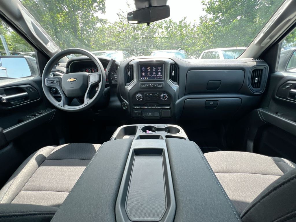 2026 Chevrolet Silverado 1500 Custom - Photo 10