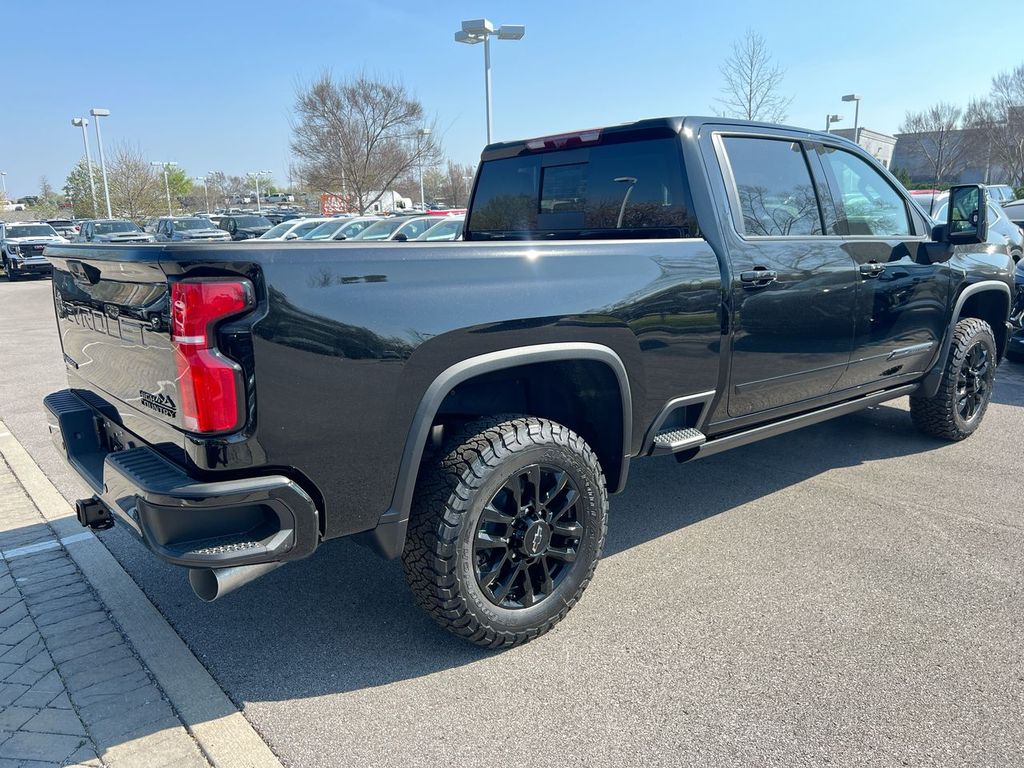 2026 Chevrolet Silverado 2500 HD High Country - Photo 8