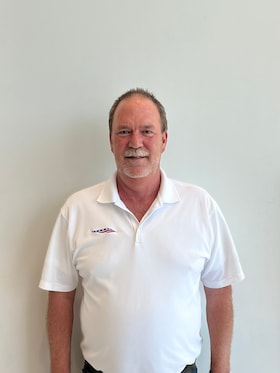 Staff member Bill Nutty from ID_94adcb4271c8