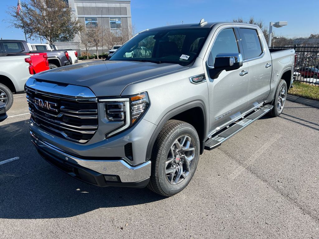 2026 GMC Sierra 1500 SLT's photo