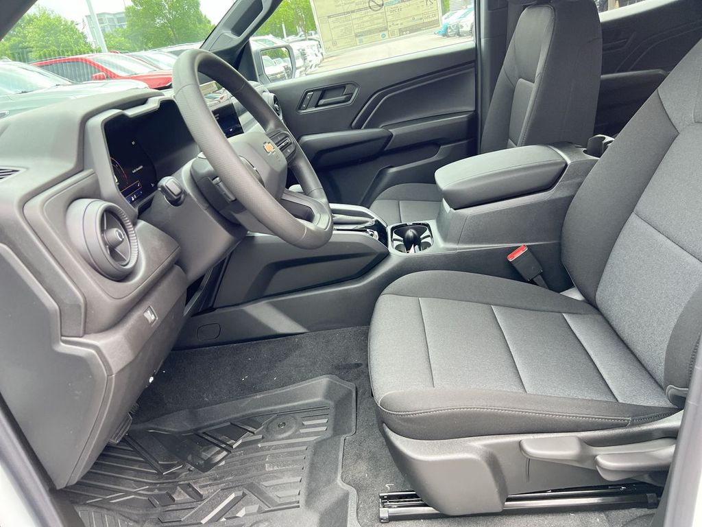 2026 Chevrolet Colorado Work Truck - Photo 14