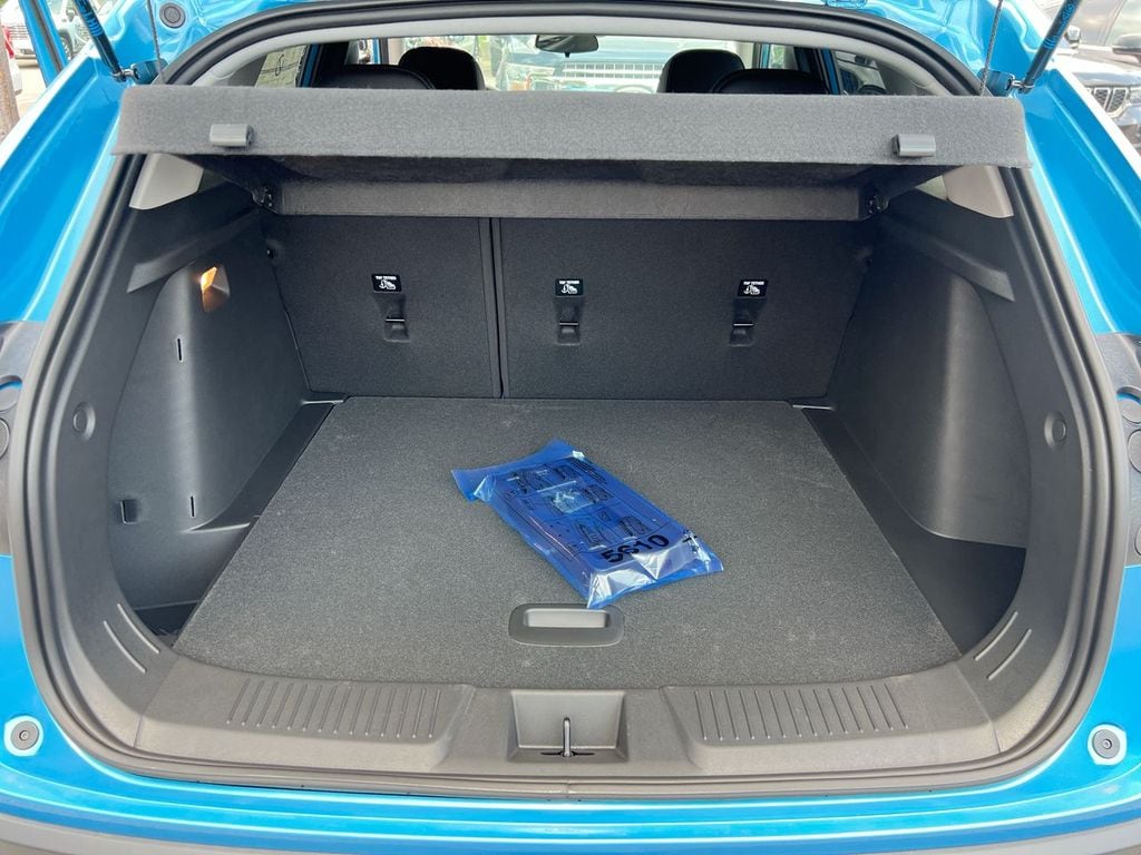2026 Chevrolet Trax LT - Photo 16