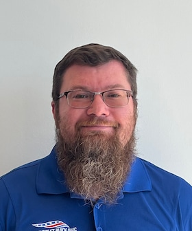 Staff member Dave Holder from ID_7c69e558ec4b