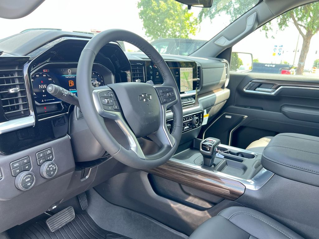 2026 Chevrolet Silverado 1500 LT Trail Boss - Photo 17