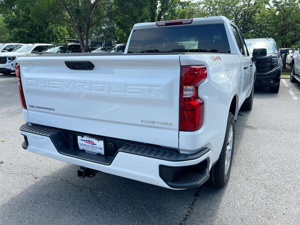 2026 Chevrolet Silverado 1500 Custom - Photo 8