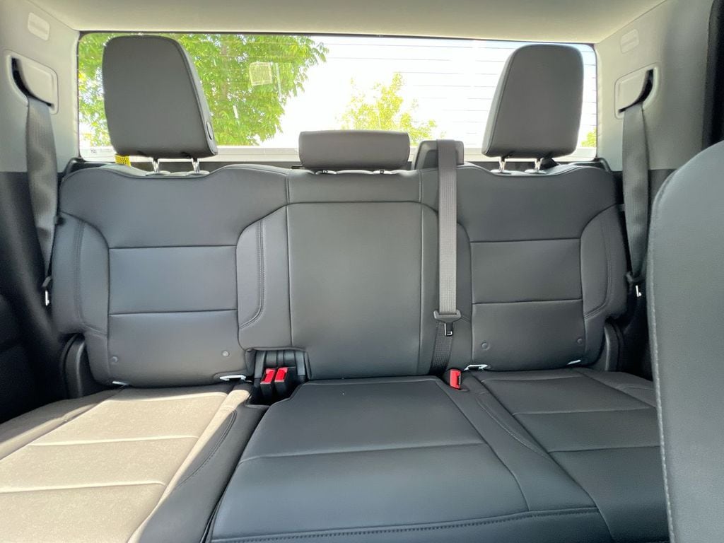 2026 GMC Sierra 2500HD Pro - Photo 12